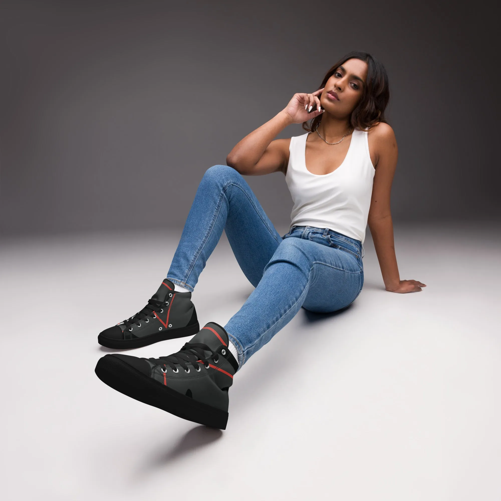 DREAM CHASER Women's High Top Canvas Shoes