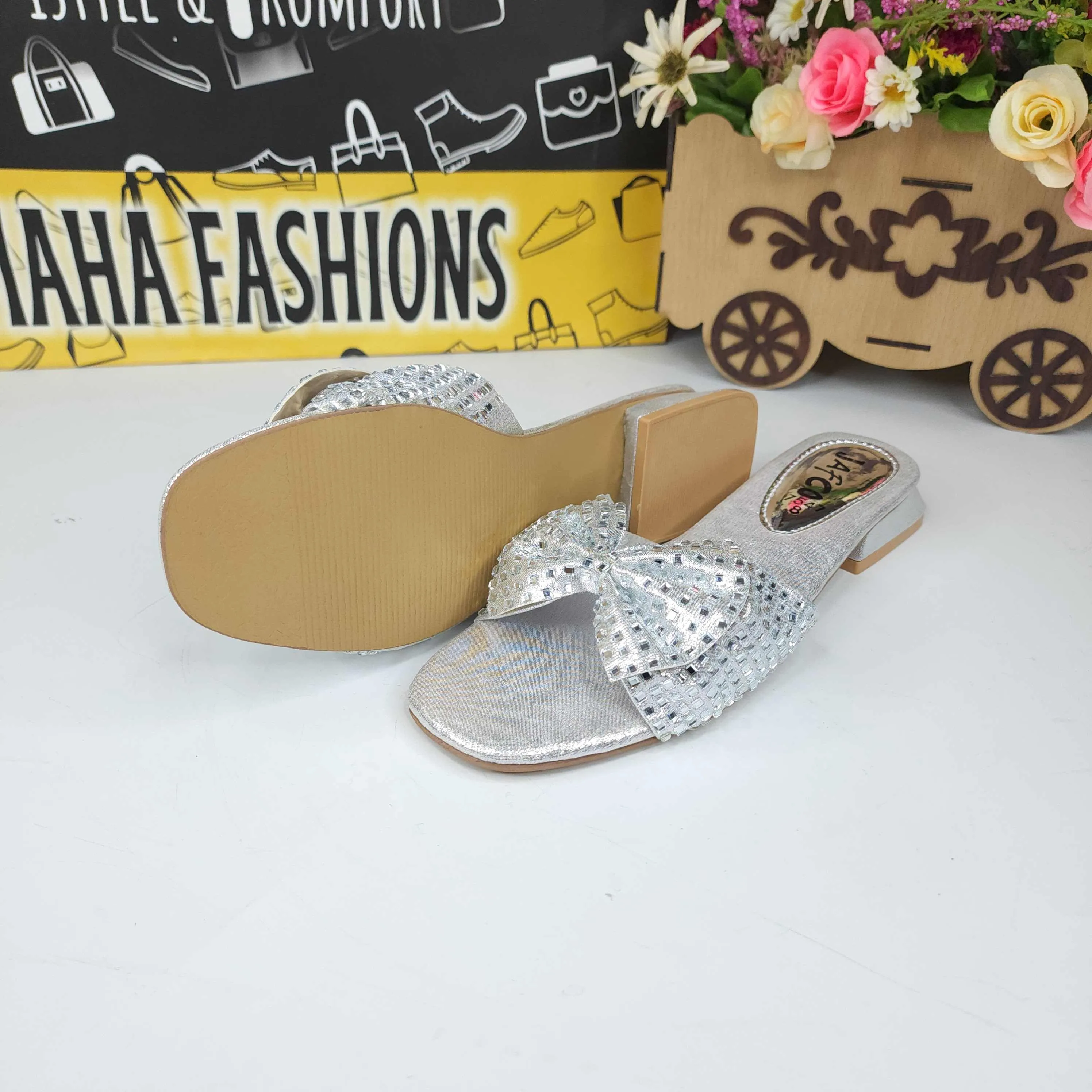 Silver Bow Slippers in Short Heel