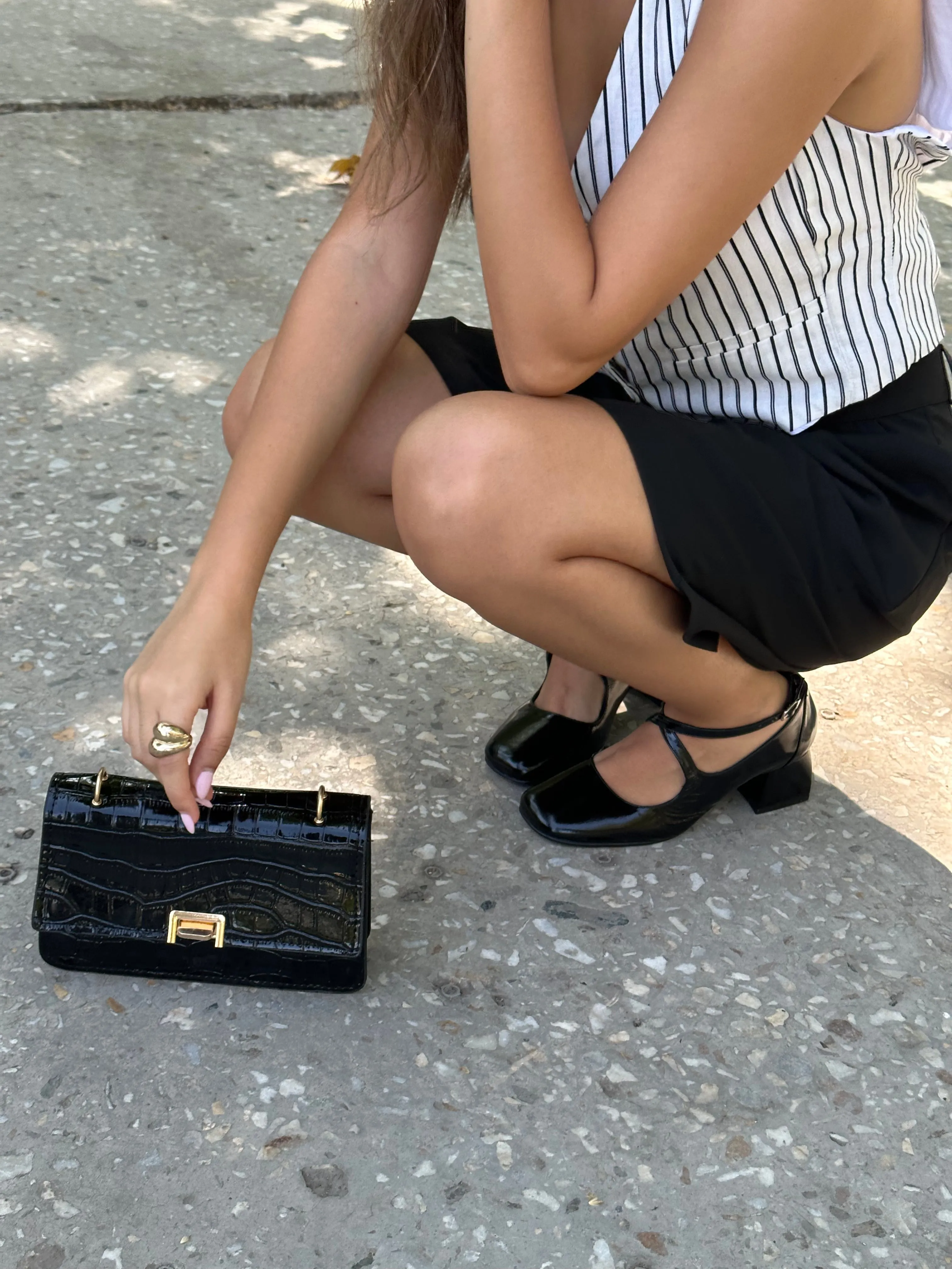 Square toe shoes