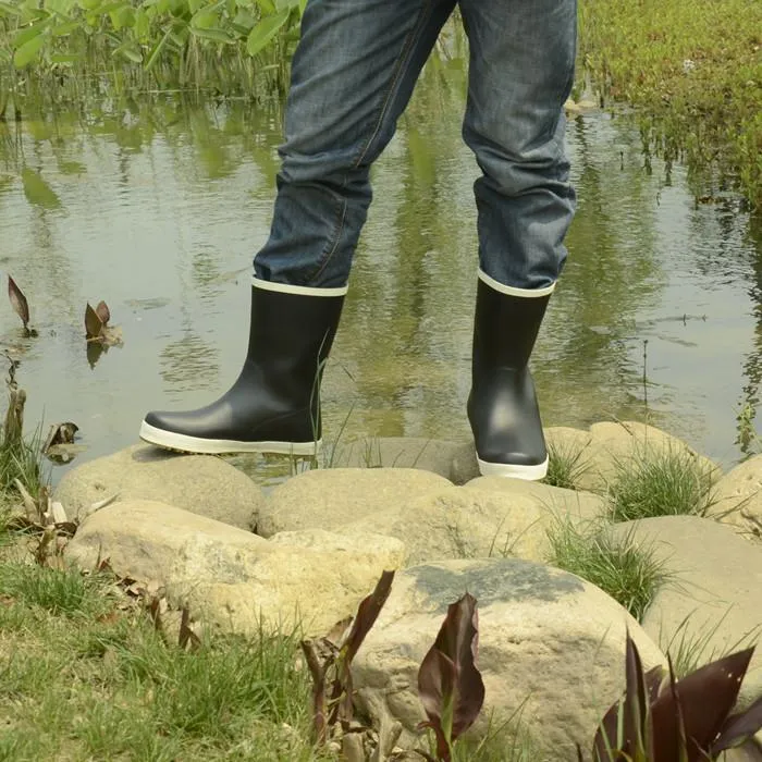 Women's mid calf anti-slip rain boots natural rubber rain boots